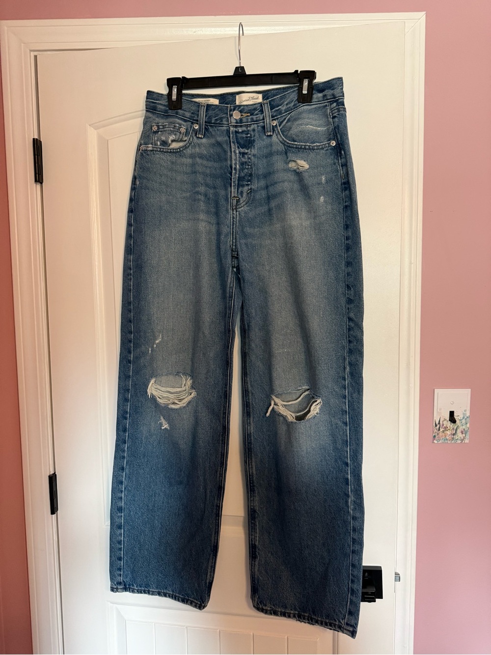 Universal Thread Medium Blue High-Rise Wide-Leg Distressed Jeans